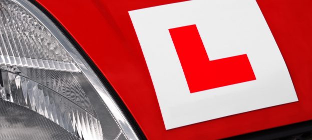 TOP 10 REASONS WHY PEOPLE FAIL THEIR DRIVING TESTS